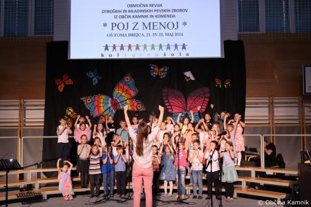 Območna revija otroških in mladinskih pevskih zborov občin Kamnik in Komenda (35)